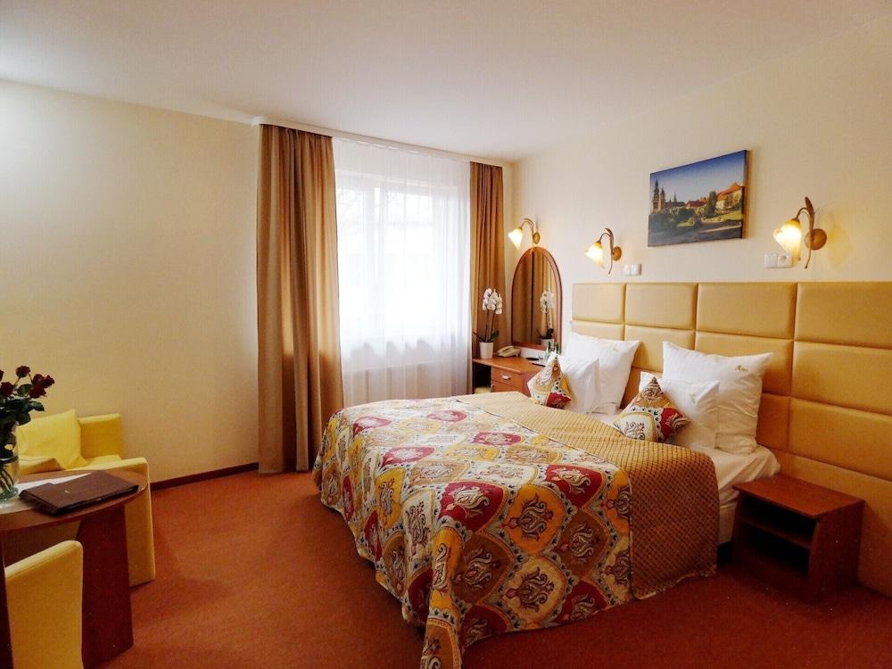 Aparthotel Adler 크라쿠프 외부 사진