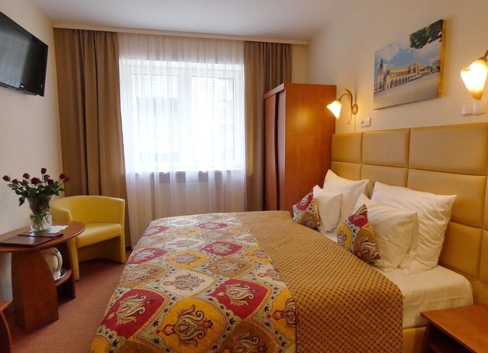 Aparthotel Adler 크라쿠프 외부 사진